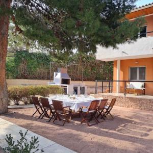 Acogedora Villa en Alicante con piscina & barbacoa