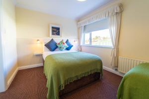 Ashes Accommodation - Room only