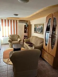 Apartament CASA ALEXIA - Cătămăreşti-Deal