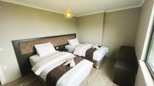 Heaven Next Luxury Suites