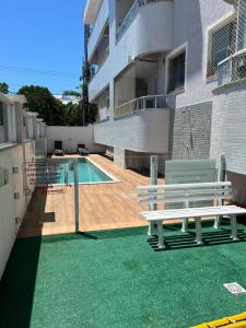 Ap,2 quartos, 500m paria, piscina!