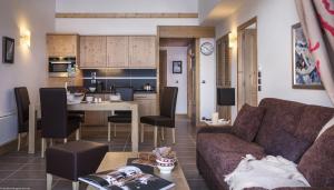 Appart'hotels CGH Residences & Spas Le Napoleon : photos des chambres