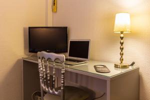 Hotels Hotel de France : photos des chambres