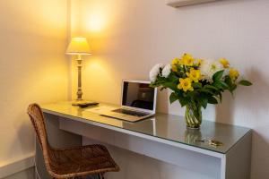 Hotels Hotel de France : photos des chambres