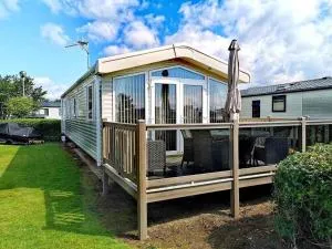 Glan Hirfaen Where the mountains meet the sea - Llanarmon