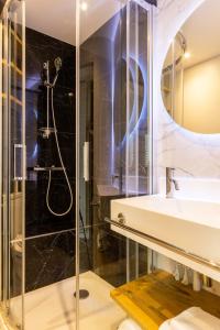 Hotels Hotel de France : photos des chambres
