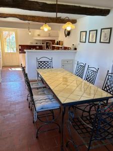 Villas Chateau du Grand Jas : photos des chambres