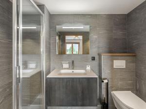 Appartement spacieux avec accès bien-être, proche des pistes et du centre de Megève - FR-1-569-46