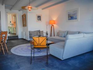 Maisons de vacances Villa contemporaine avec vue mer a Sauzon - FR-1-418-201 : photos des chambres