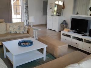 Maisons de vacances Luxury house in Leobard with private pool : photos des chambres