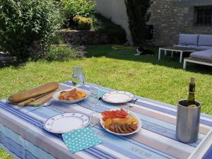 Maisons de vacances Luxury house in Leobard with private pool : photos des chambres