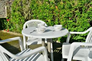 Maisons de vacances Chez Louisette - Maison pour 4 : photos des chambres