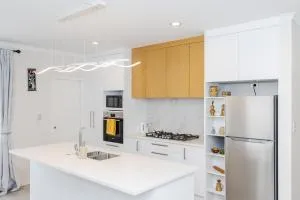 Stay in Newly Built House - Te Hoe