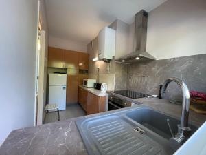 Appartement 3 Ch. Vue Mer, 1er Étage - St-Georges-de-Didonne - FR-1-550-35