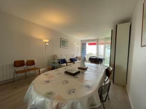 Appartement 3 Ch. Vue Mer, 1er Étage - St-Georges-de-Didonne - FR-1-550-35