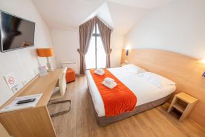 Hotels Hotel Saint Laurent : photos des chambres