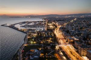 Sea View Beach Penthouse - Athens Coast
