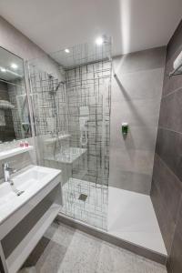 Hotels Hotel Saint Laurent : Chambre Lits Jumeaux Confort