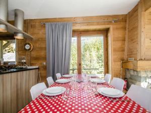 Chalet mitoyen aux pieds des pistes pour 6 pers., animaux admis, à Chamonix - FR-1-343-225