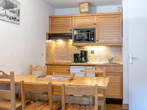 Appartements Appartement Val-d'Isere, 3 pieces, 6 personnes - FR-1-694-214 : photos des chambres