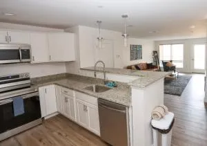 Luxury 1BR - Peabody Unit #711 - 皮博迪