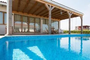 Villa Shelly whith private pool - Velika