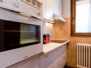 Appartement skis aux pieds avec terrasse sud et parking à Val-dIsère - FR-1-694-248