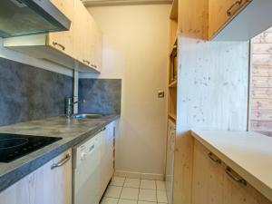Charmant 3 pièces avec balcon, Wifi, acceptant animaux, au centre de Val-dIsère - FR-1-694-252