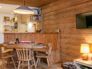 Appartements Elegant appartement renove avec wifi au coeur du vieux Val-d'Isere, proche des pistes et commodites - FR-1-694-313 : photos des chambres