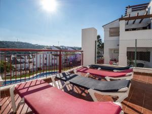 2174-Huge 3 bedrooms with terrace and pool