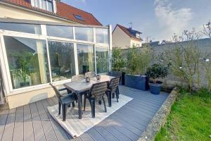 Maisons de vacances FM42 - A Ciel Ouvert Maison avec grande veranda et jardin : photos des chambres
