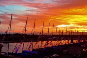 Bright and quiet nest with terrace near beaches