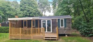 Campings MobilHome 3 chambres 6 personnes Piscine Camping Saint Cheron : photos des chambres
