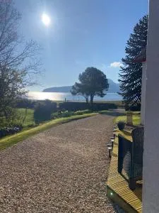 Lamlash- Self catering accommodation with seaviews - Whiting Bay