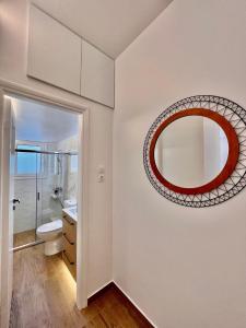 Sleek Studio in Voula Center