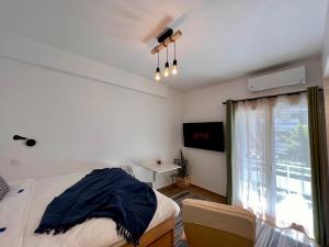 Sleek Studio in Voula Center