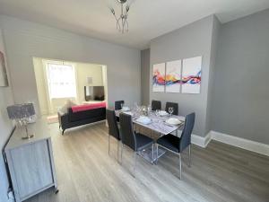 Edith Haven Tynemouth Fabulous Coastal Holiday Home with Free OnStreet Parking