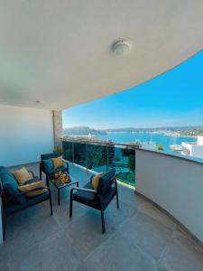 SeaScape Deluxe Residence