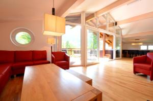 Penthouse Cooper - by Alpen Apartments