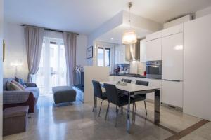 Easylife - Milano - Stelvio 45 - Isola