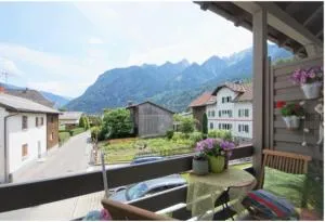 sonnige gemütliche FEWO - Bürs