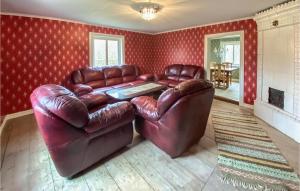 5 Bedroom Gorgeous Home In Broaryd