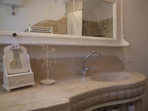 Appartamento con 3 Camere da Letto (8 Adulti) - Via Velhatri 7/9