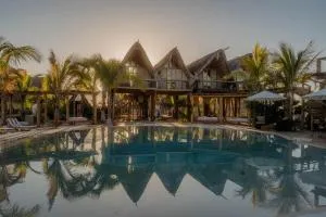 Baja Nomads Hotel - Adults 15 Plus - Todos los Santos