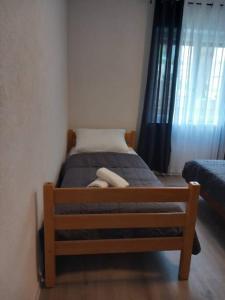 Apartment Dora-100m from the central beach