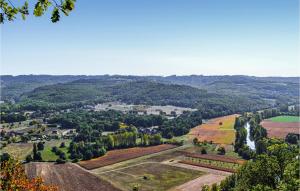 Maisons de vacances Nice Home In Saint Leon Sur Vezere With Internet And 2 Bedrooms : photos des chambres