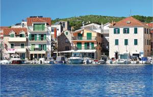 Beautiful Apartment In Vodice With 3 Bedrooms And Wifi
