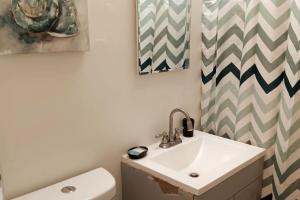 Amazing and Cool 2-Bedroom Unit in Central Tucson