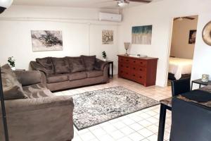 Amazing and Cool 2-Bedroom Unit in Central Tucson