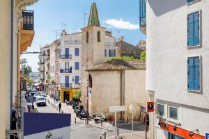 Gazagnaire YourHostHelper